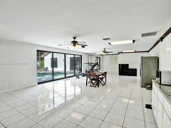 14135 N Miami Ave, Miami FL 33168