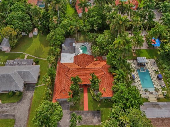 14135 N Miami Ave, Miami FL 33168