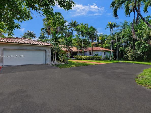 14135 N Miami Ave, Miami FL 33168