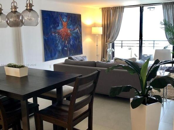 2333 Brickell Ave PH207, Miami FL 33129