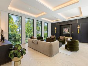 2499 N Meridian Ave, Miami Beach FL 33140