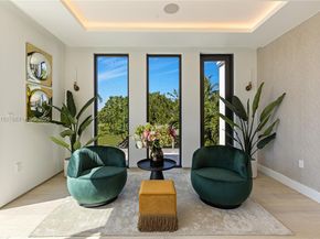 2499 N Meridian Ave, Miami Beach FL 33140