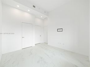 480 NE 31st St PH5101, Miami FL 33137