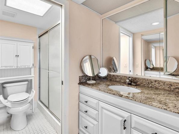 Undisclosed Address #A11891094, Pembroke Pines FL 33027