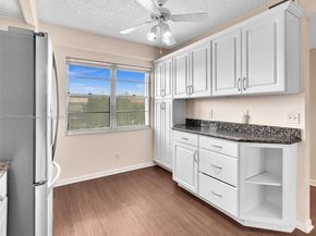 Undisclosed Address #A11891094, Pembroke Pines FL 33027
