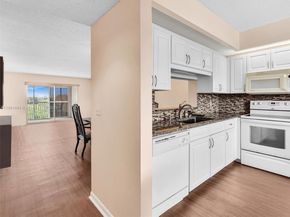 Undisclosed Address #A11891094, Pembroke Pines FL 33027