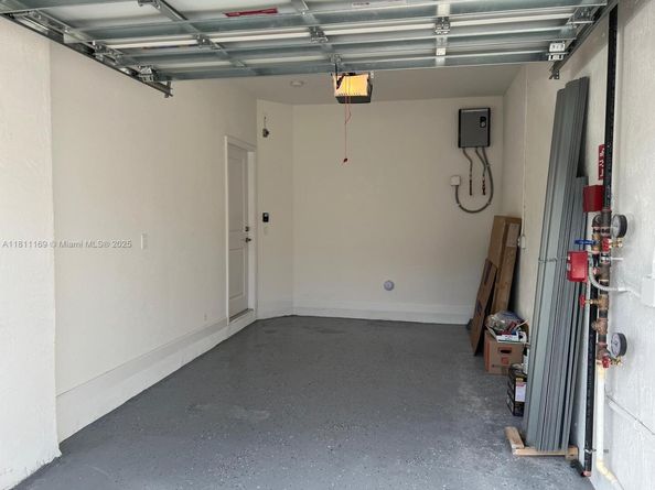 Undisclosed Address #A11811169, Pembroke Pines FL 33027