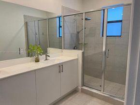 Undisclosed Address #A11811169, Pembroke Pines FL 33027