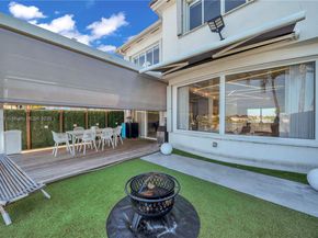 6694 NW 107th Pl, Doral FL 33178