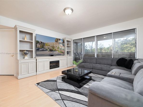 1720 Hammock Blvd 209, Coconut Creek FL 33063