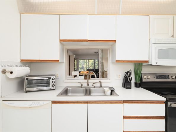 1720 Hammock Blvd 209, Coconut Creek FL 33063