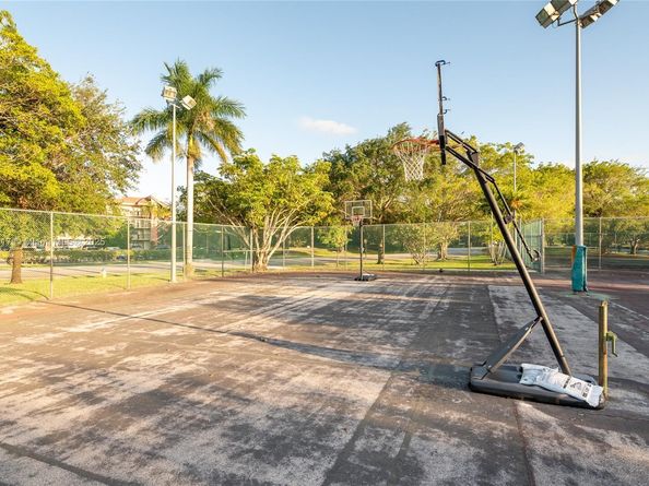 1720 Hammock Blvd 209, Coconut Creek FL 33063