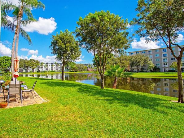 2213 Cypress Island Dr 102, Pompano Beach FL 33069