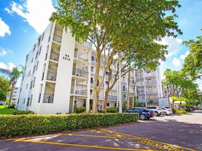 2213 Cypress Island Dr 102, Pompano Beach FL 33069