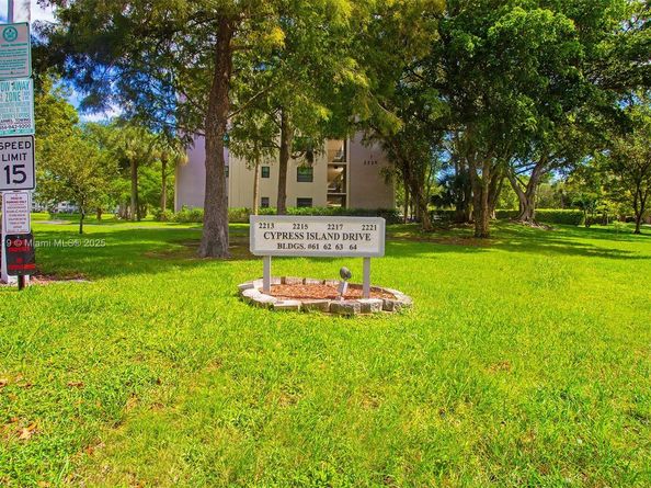 2213 Cypress Island Dr 102, Pompano Beach FL 33069