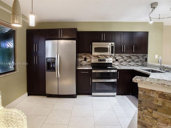 2213 Cypress Island Dr 102, Pompano Beach FL 33069