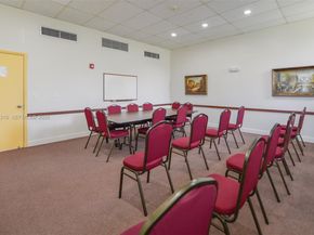 3071 NW 47th Ter 321, Lauderdale Lakes FL 33313