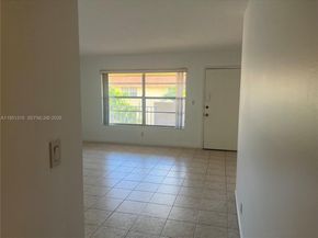 3071 NW 47th Ter 321, Lauderdale Lakes FL 33313