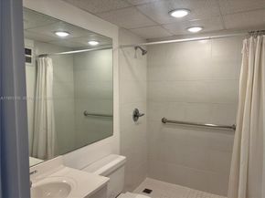 3071 NW 47th Ter 321, Lauderdale Lakes FL 33313