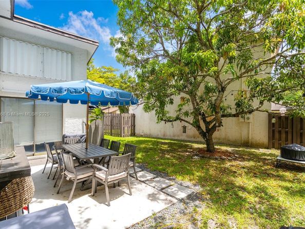 13564 SW 108th St Cir N, Miami FL 33186