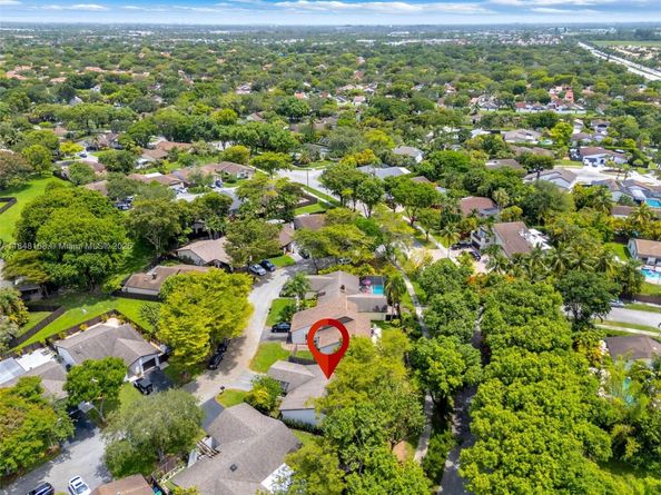 13564 SW 108th St Cir N, Miami FL 33186