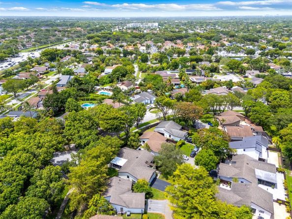 13564 SW 108th St Cir N, Miami FL 33186