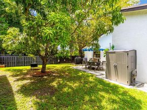 13564 SW 108th St Cir N, Miami FL 33186