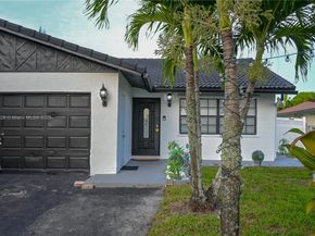 2449 NW 123rd Ave, Coral Springs FL 33065