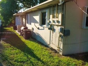 7534/7536 NW 4th Ave, Miami FL 33150