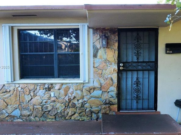 7534/7536 NW 4th Ave, Miami FL 33150