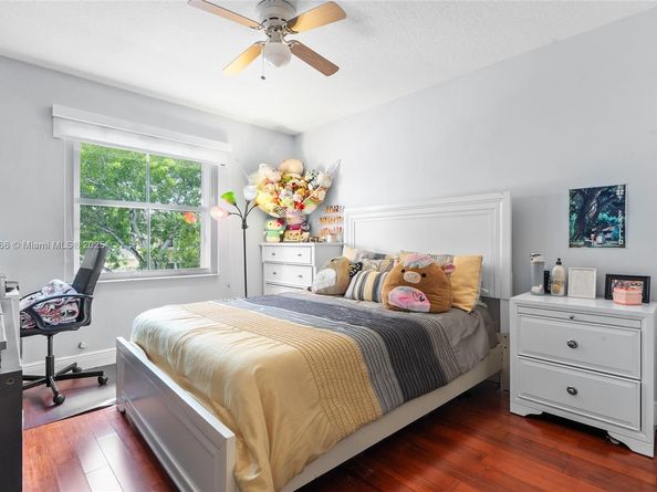 4939 SW 164th Ave, Miramar FL 33027