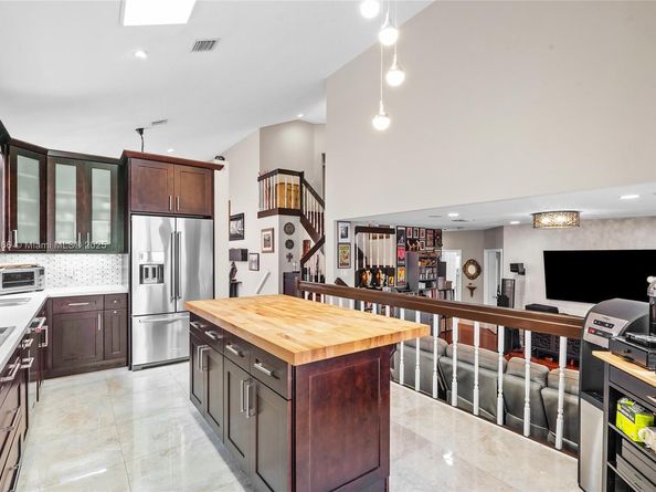 4939 SW 164th Ave, Miramar FL 33027