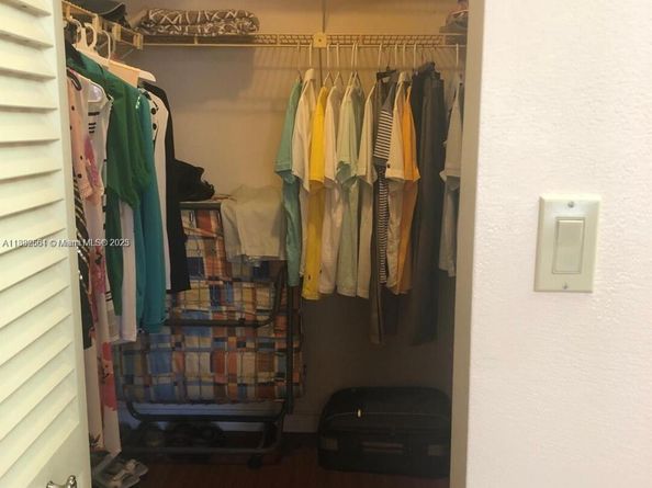 1865 S Ocean Dr 5H, Hallandale Beach FL 33009