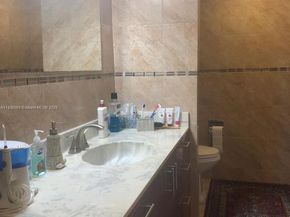 1865 S Ocean Dr 5H, Hallandale Beach FL 33009