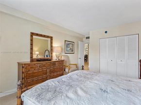 400 Kings Point Dr 229, Sunny Isles Beach FL 33160