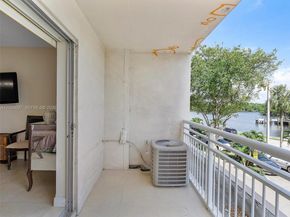 400 Kings Point Dr 229, Sunny Isles Beach FL 33160