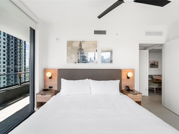 159 NE 6th St 2405, Miami FL 33132