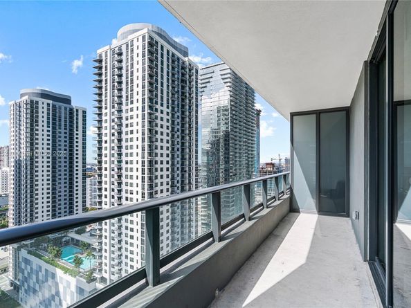 159 NE 6th St 2405, Miami FL 33132