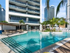 159 NE 6th St 2405, Miami FL 33132