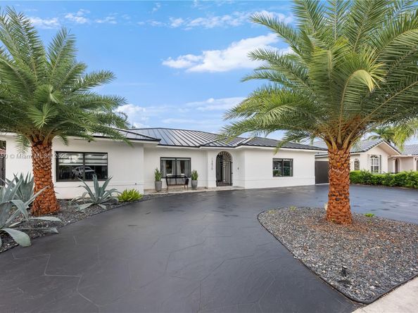 13470 SW 30th St, Miami FL 33175