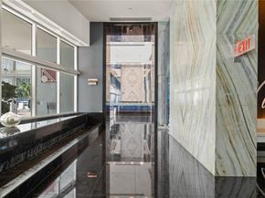 335 S Biscayne Blvd 1006, Miami FL 33131