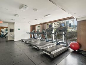 335 S Biscayne Blvd 1006, Miami FL 33131