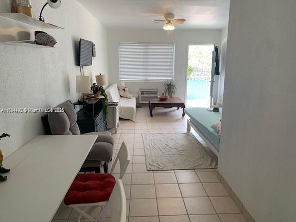 200 76th St 57, Miami Beach FL 33141