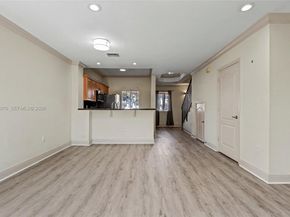 11647 NE 18th Dr 11647, North Miami FL 33181