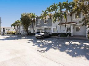 11647 NE 18th Dr 11647, North Miami FL 33181