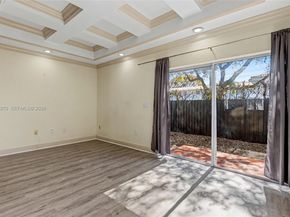 11647 NE 18th Dr 11647, North Miami FL 33181