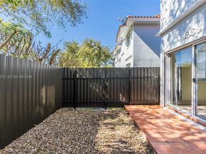 11647 NE 18th Dr 11647, North Miami FL 33181