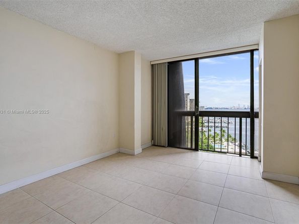 2333 Brickell Ave 1207, Miami FL 33129