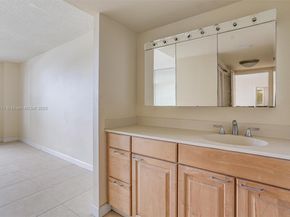 2333 Brickell Ave 1207, Miami FL 33129