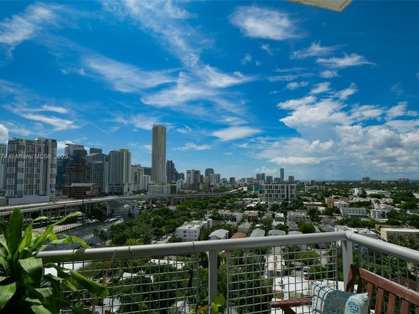 10 SW South River Dr 1704, Miami FL 33130